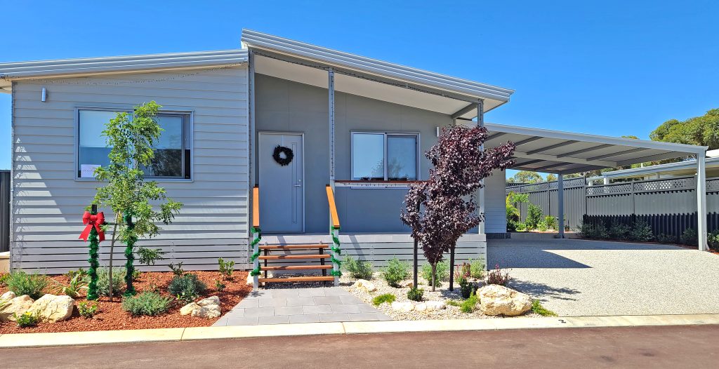 Gingin Eco Lifestyle Village Home - The Kookaburra