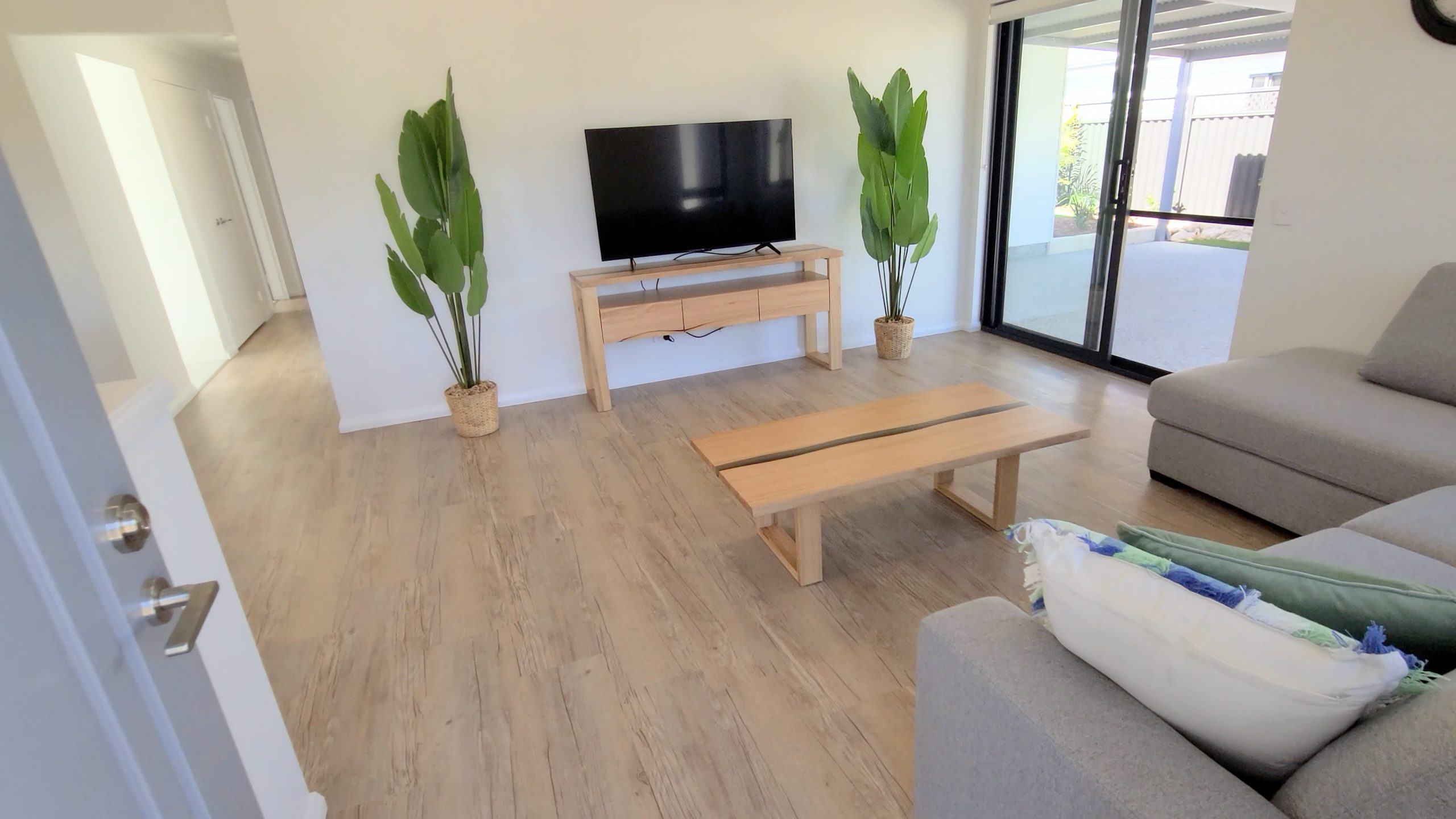 Gingin Eco Lifestyle Village - The Swan